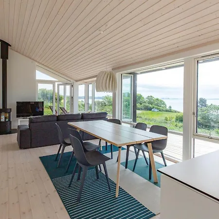 3 Bedroom In Casa vacanze *