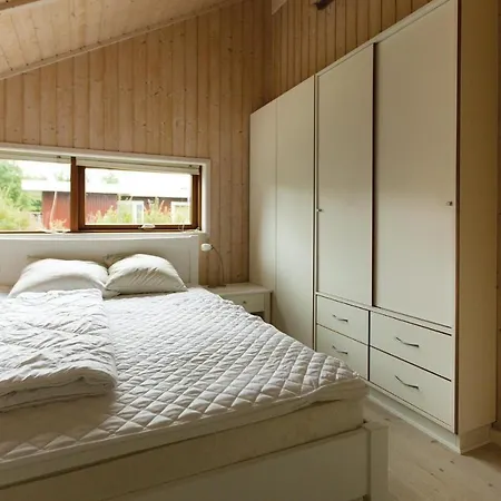 Three-bedroom Holiday In