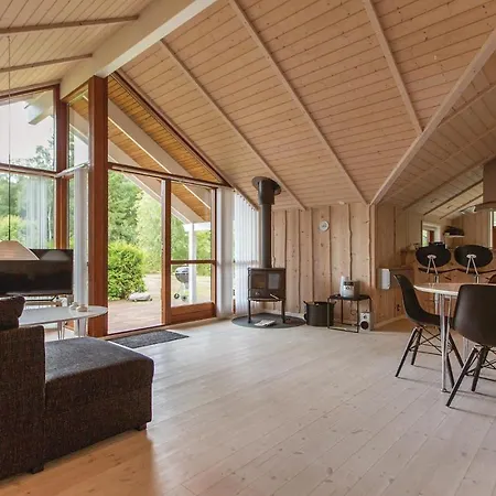 Three-bedroom Holiday In * Kalundborg